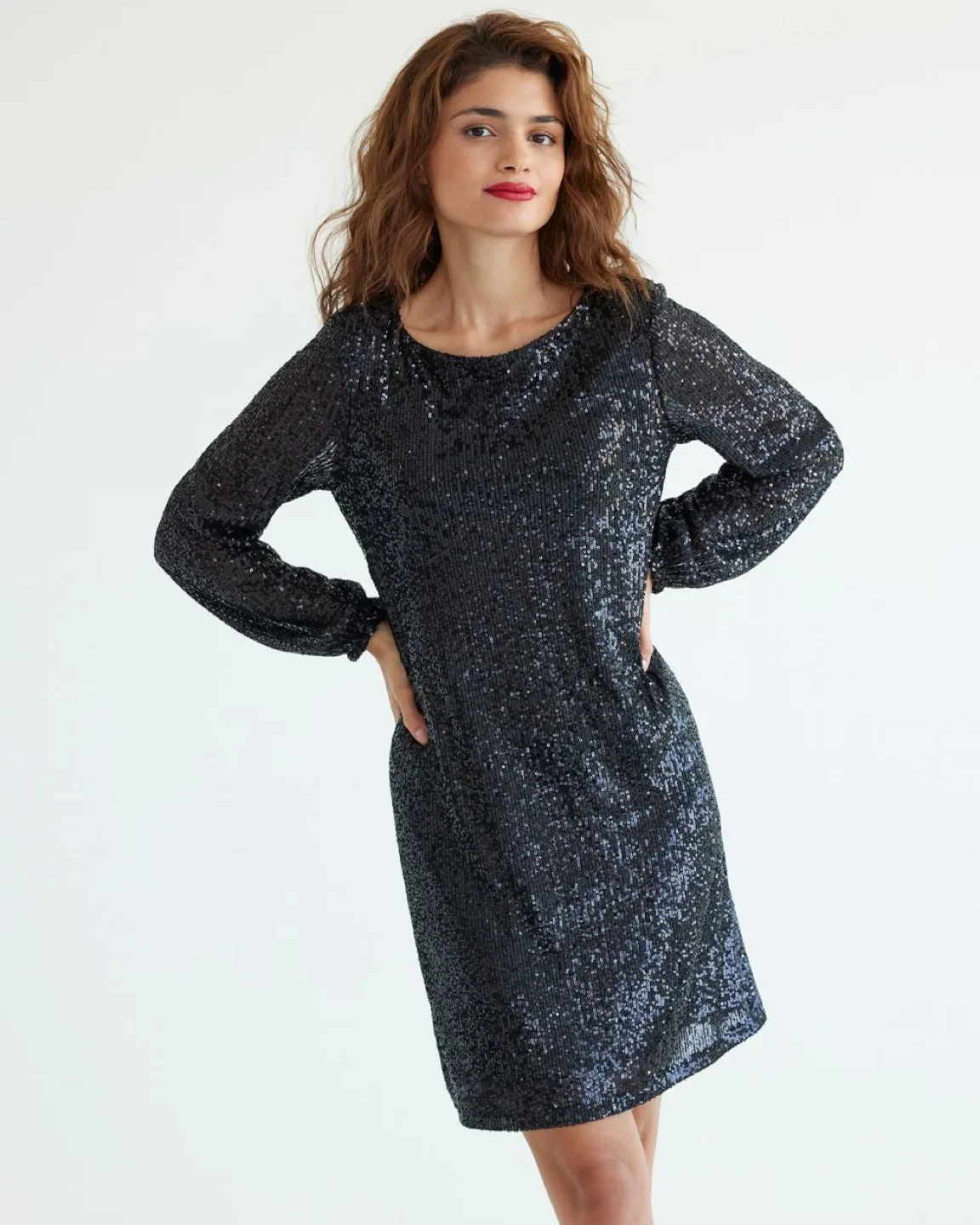 ✨ BNWT Reitmans Black Sequin Long Sleeve Shift Dress, Size XXS thumbnail