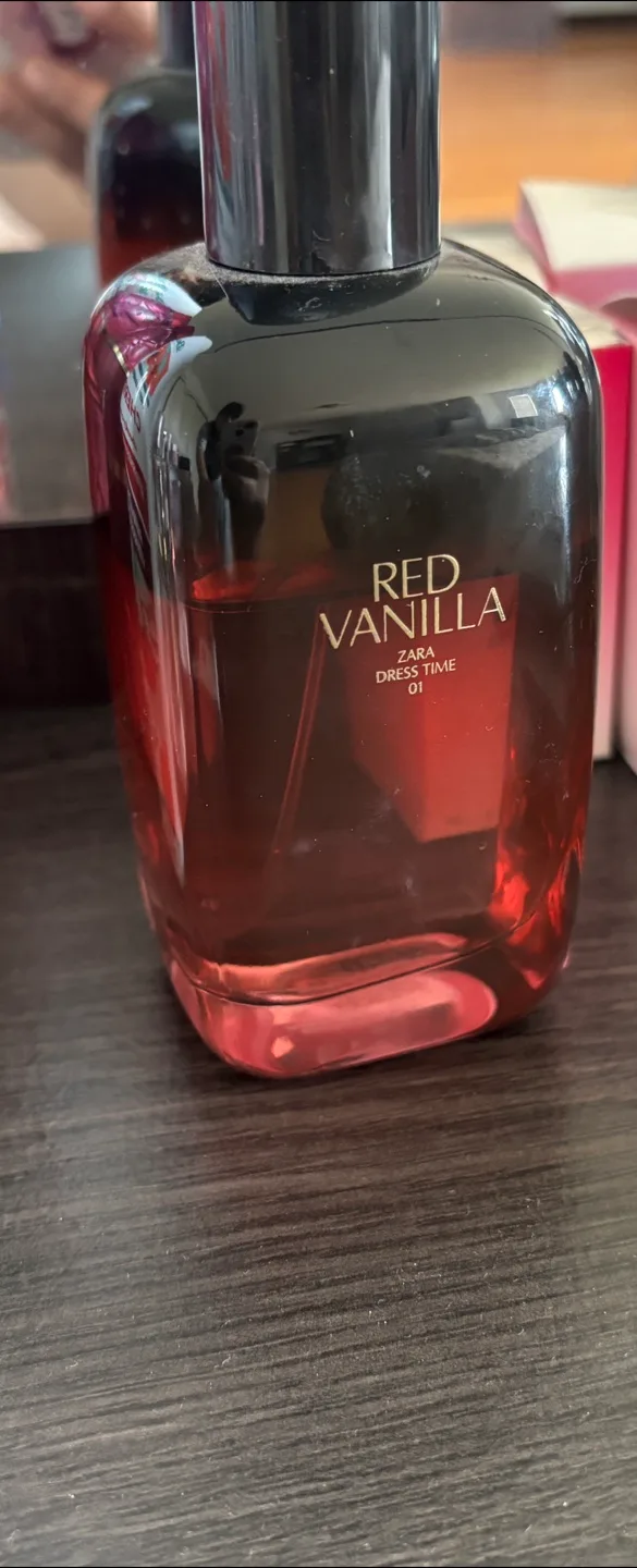 Zara Red Vanilla Dress Time 01 Perfume thumbnail