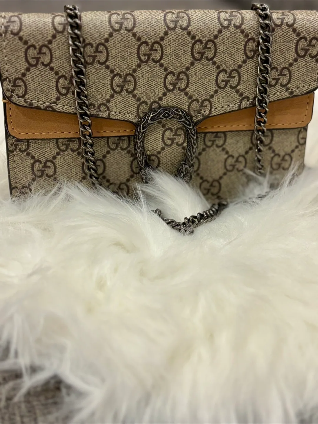 Gucci Dionysus Chain Wallet thumbnail