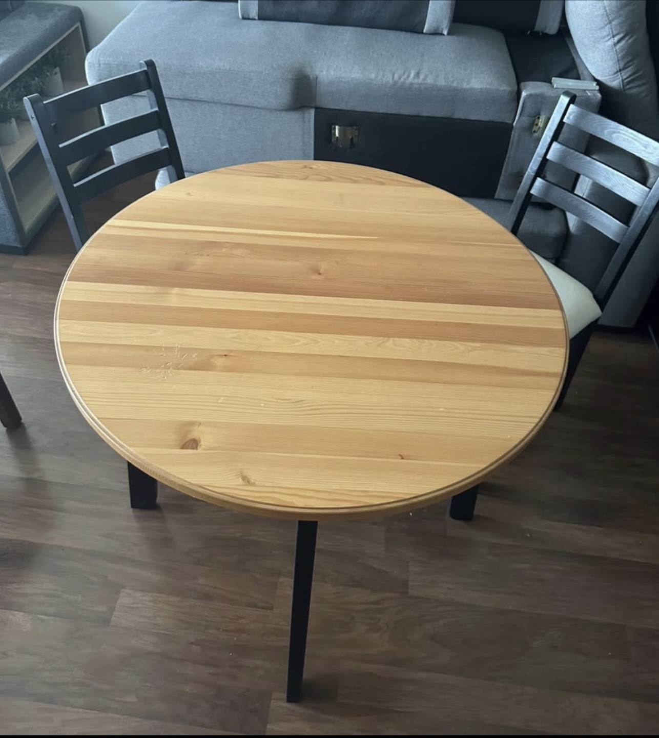 Round table with chairs - photo 5
