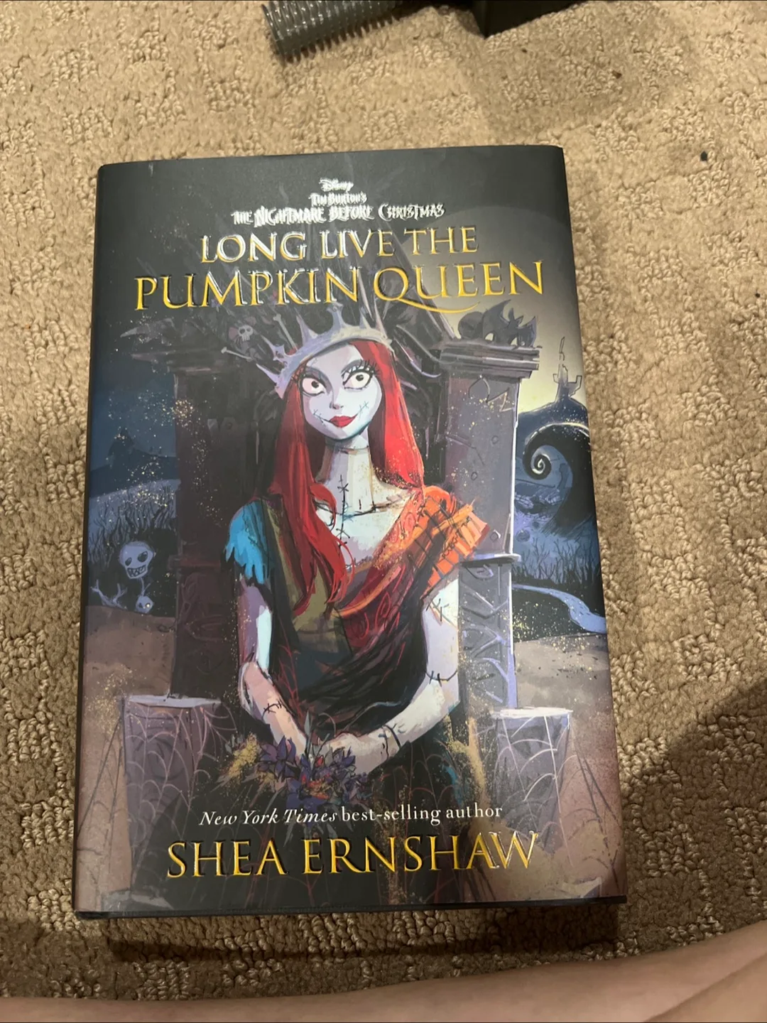 Long Live the Pumpkin Queen by Shea Ernshaw thumbnail