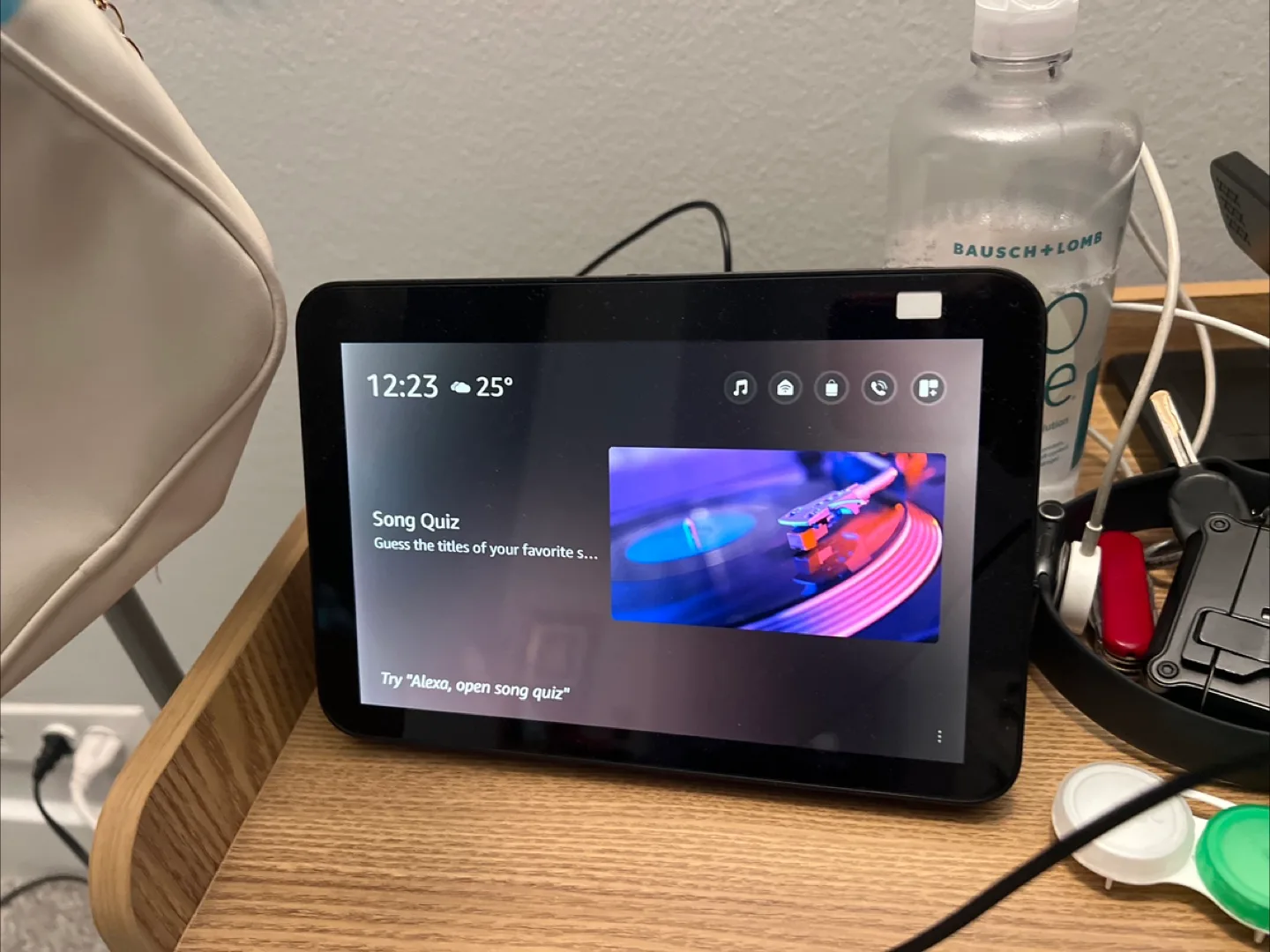 Amazon Echo Show 8 - Black thumbnail