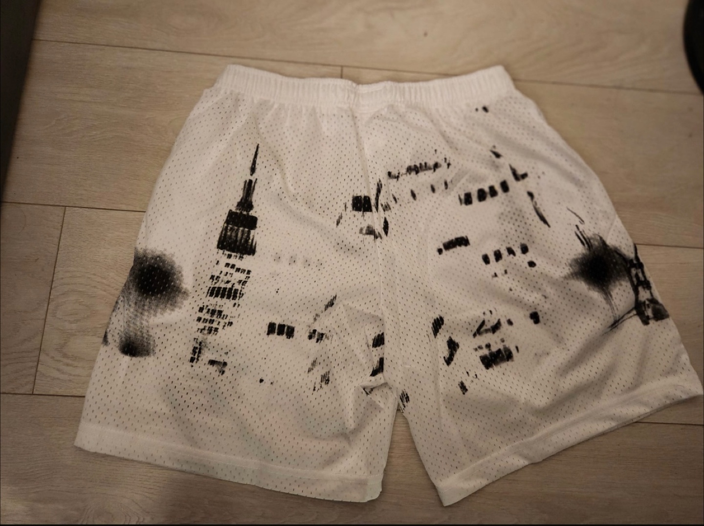 Eric Emanuel White Skyline Shorts - photo 2
