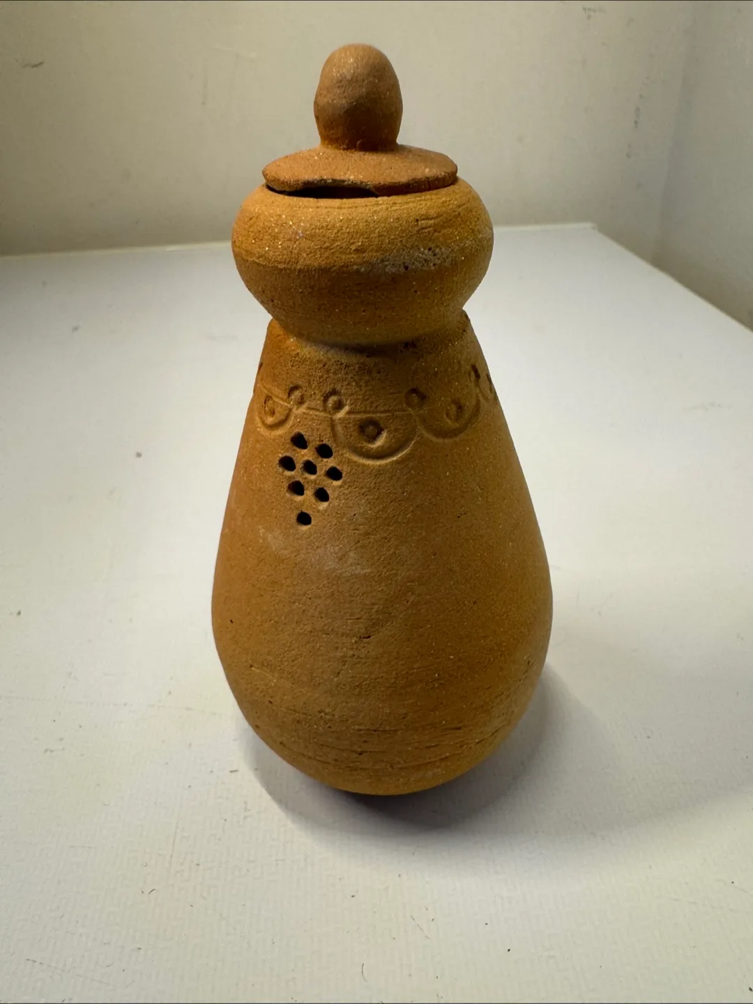 🇨🇦🍁Terracotta Aroma Diffuser with Lid thumbnail