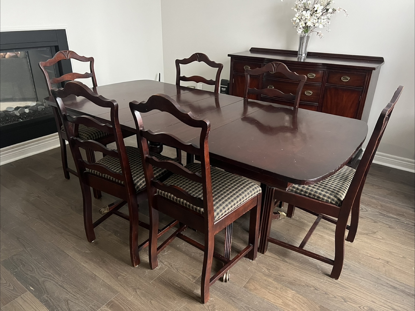 Dining Table with 6 Chairs - Wood