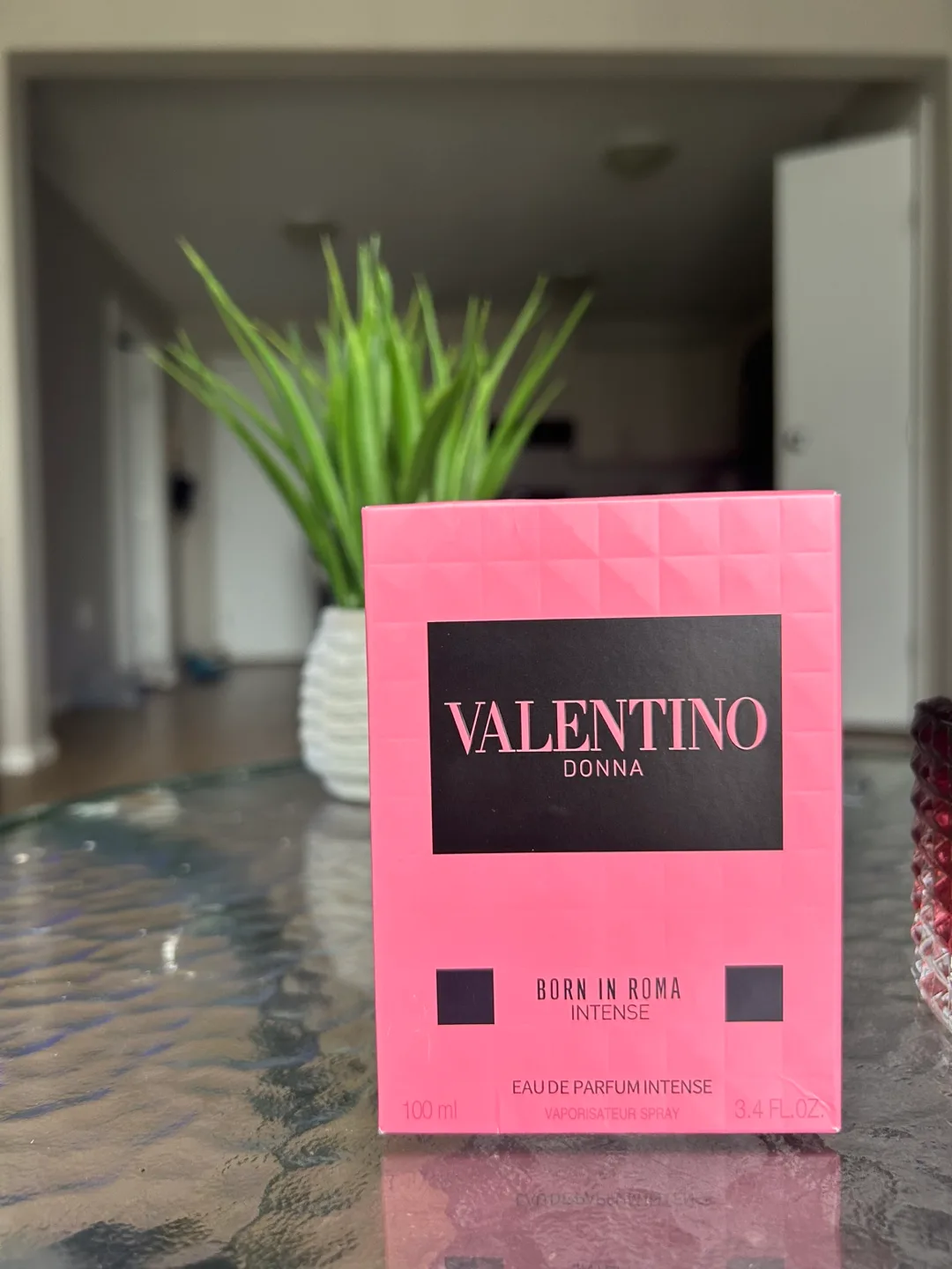 Valentino Donna Born In Roma Intense 100ml image indicator(3)