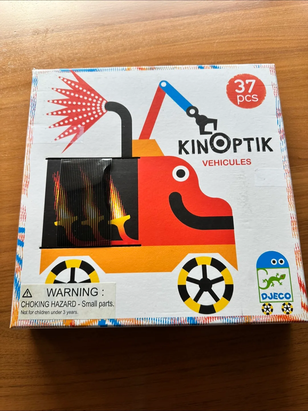 Djeco Kinoptik Vehicles Magnetic Animation Toy thumbnail