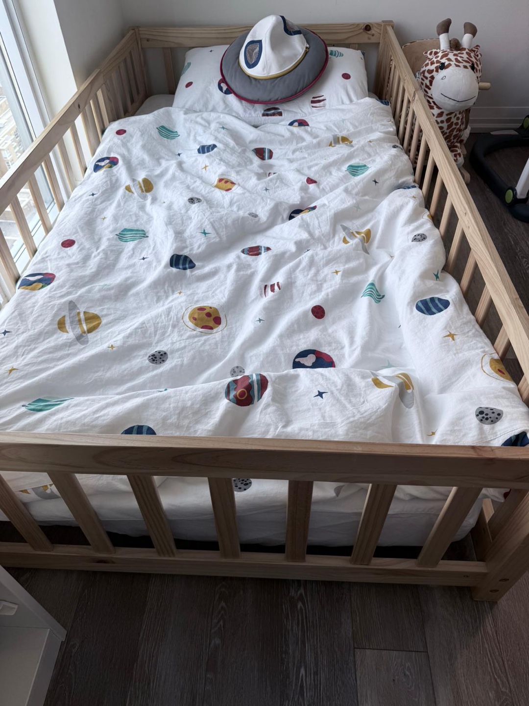 Toddler Floor Bed with Safety Rail with Mattress - photo 5