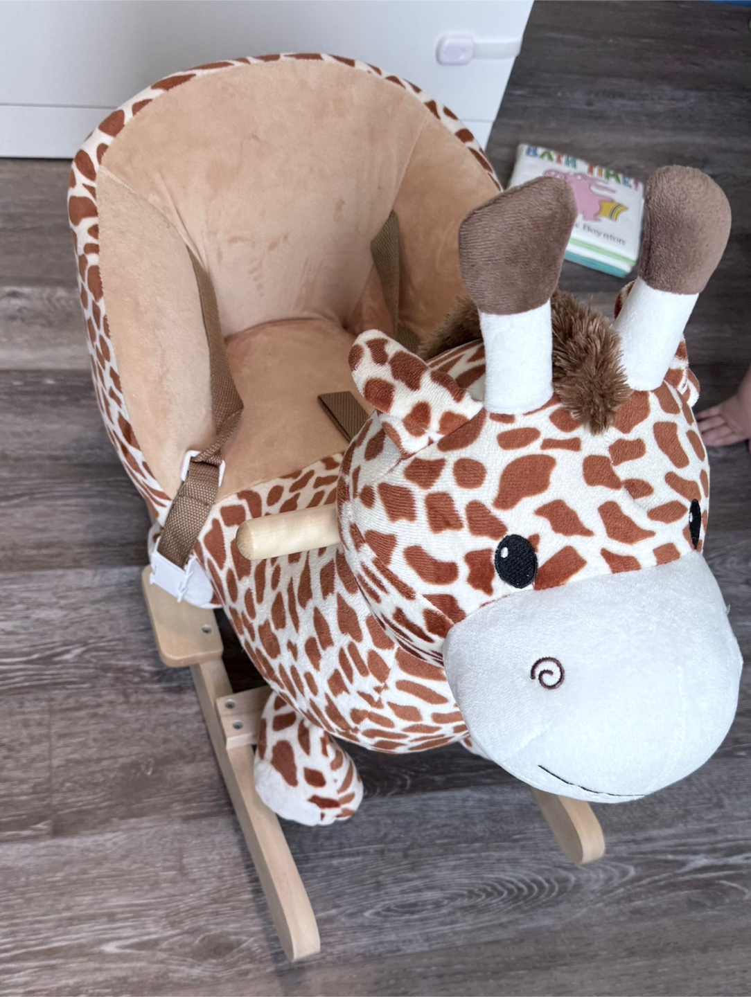 Giraffe Plush Rocking Chair - photo 2