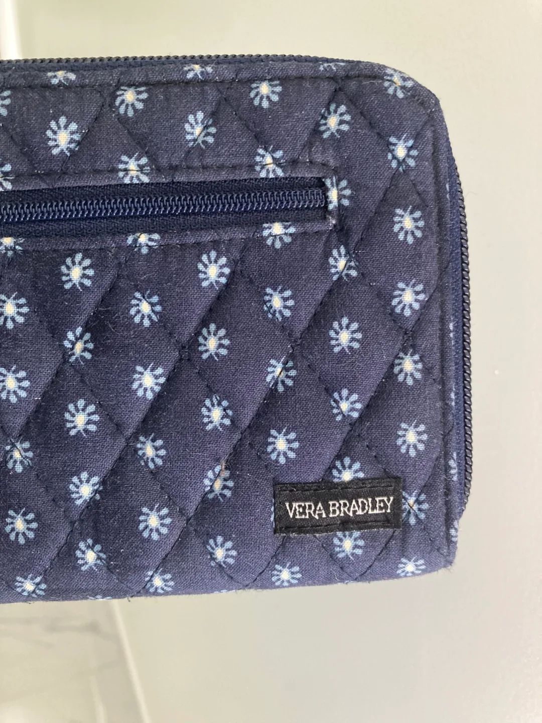 NEW Vera Bradley Quilted Wallet image indicator(3)