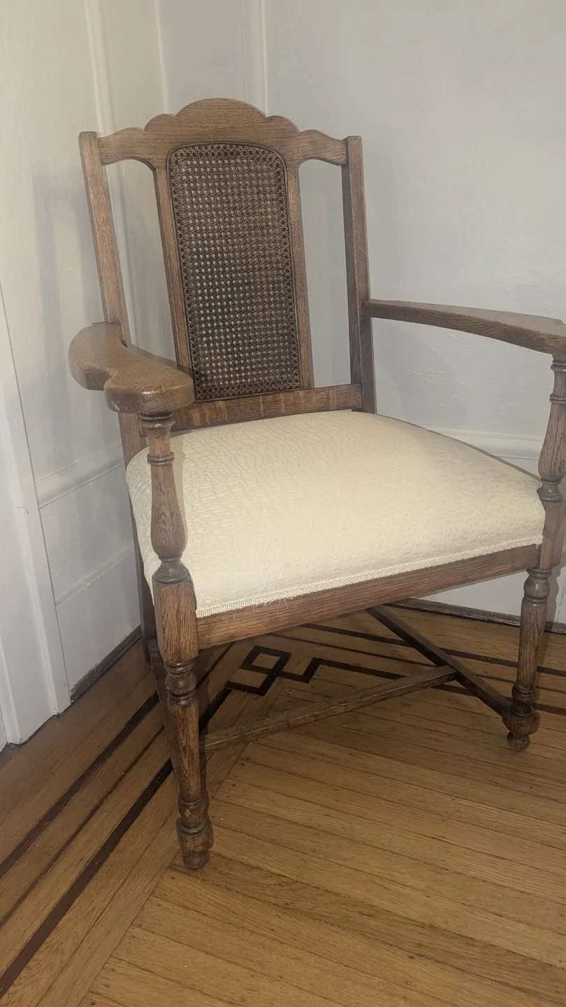 The Stratford Chair Co., Ltd - Dining Chair thumbnail