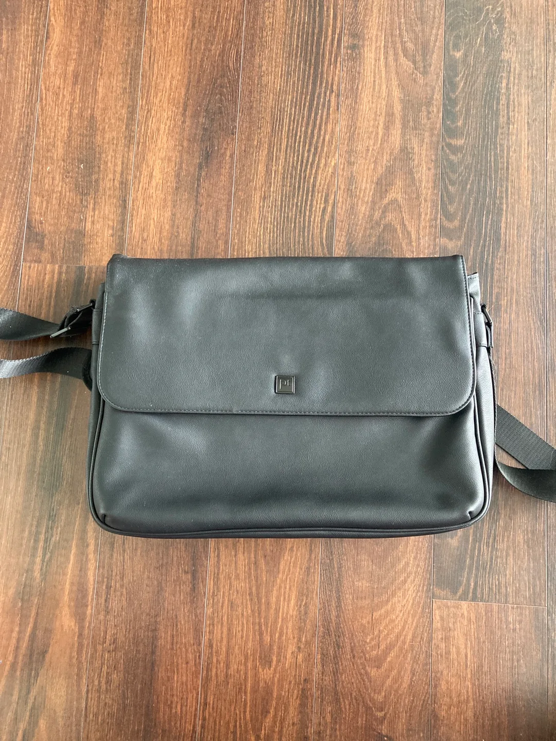 Black leather Messenger Bag thumbnail