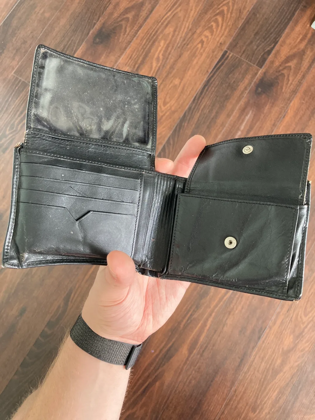 Black Pleather bifold Wallet image indicator(3)