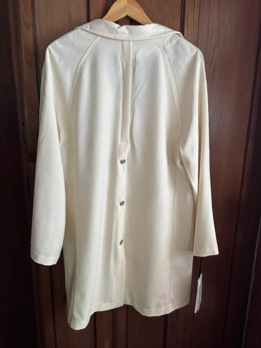 Silvina Caminos Cream Trench Coat - Size S image indicator(2)