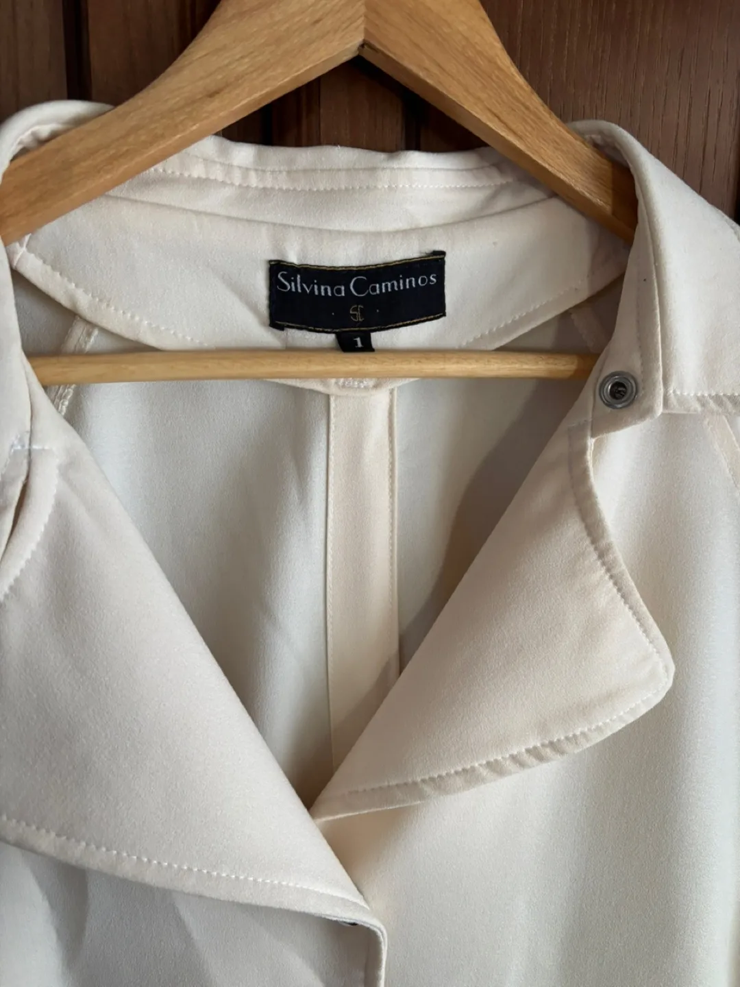 Silvina Caminos Cream Trench Coat - Size S image indicator(5)