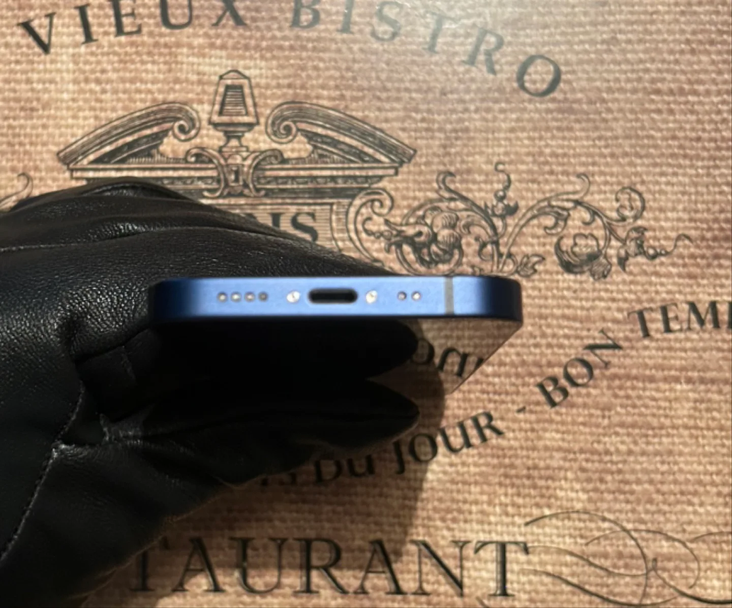 (100%) iPhone 12 Mini 256GB-Excellent Con+Accessories.(FIRM!!!) image indicator(5)