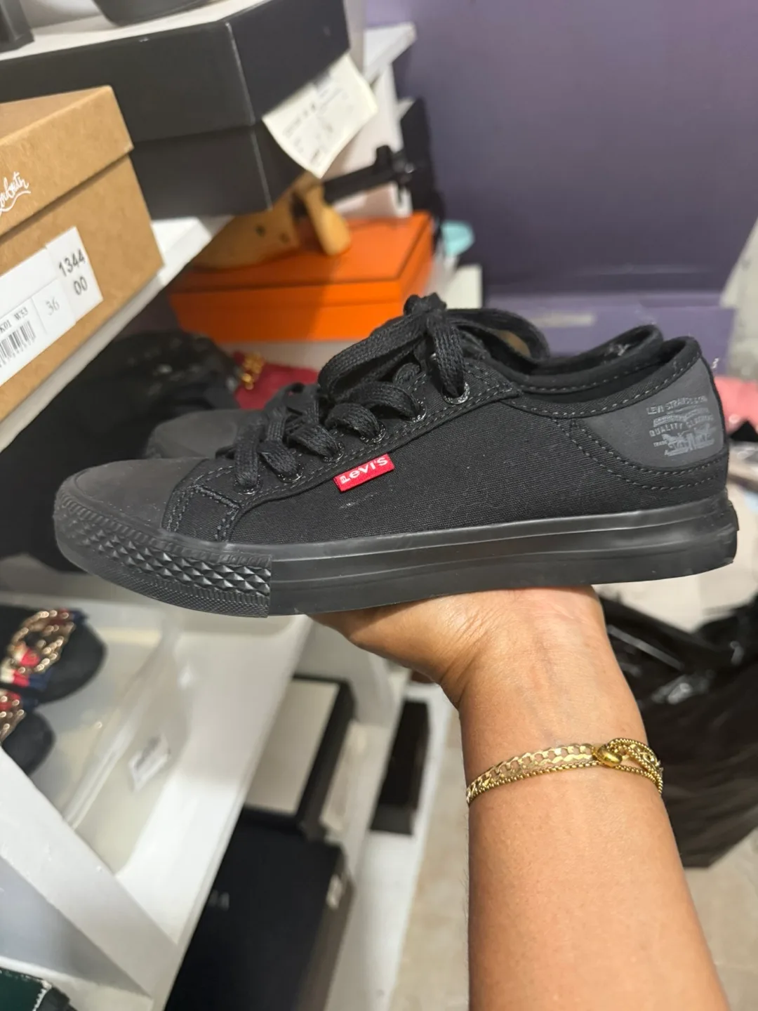 Levi's Black Canvas Sneakers - Size 6 thumbnail