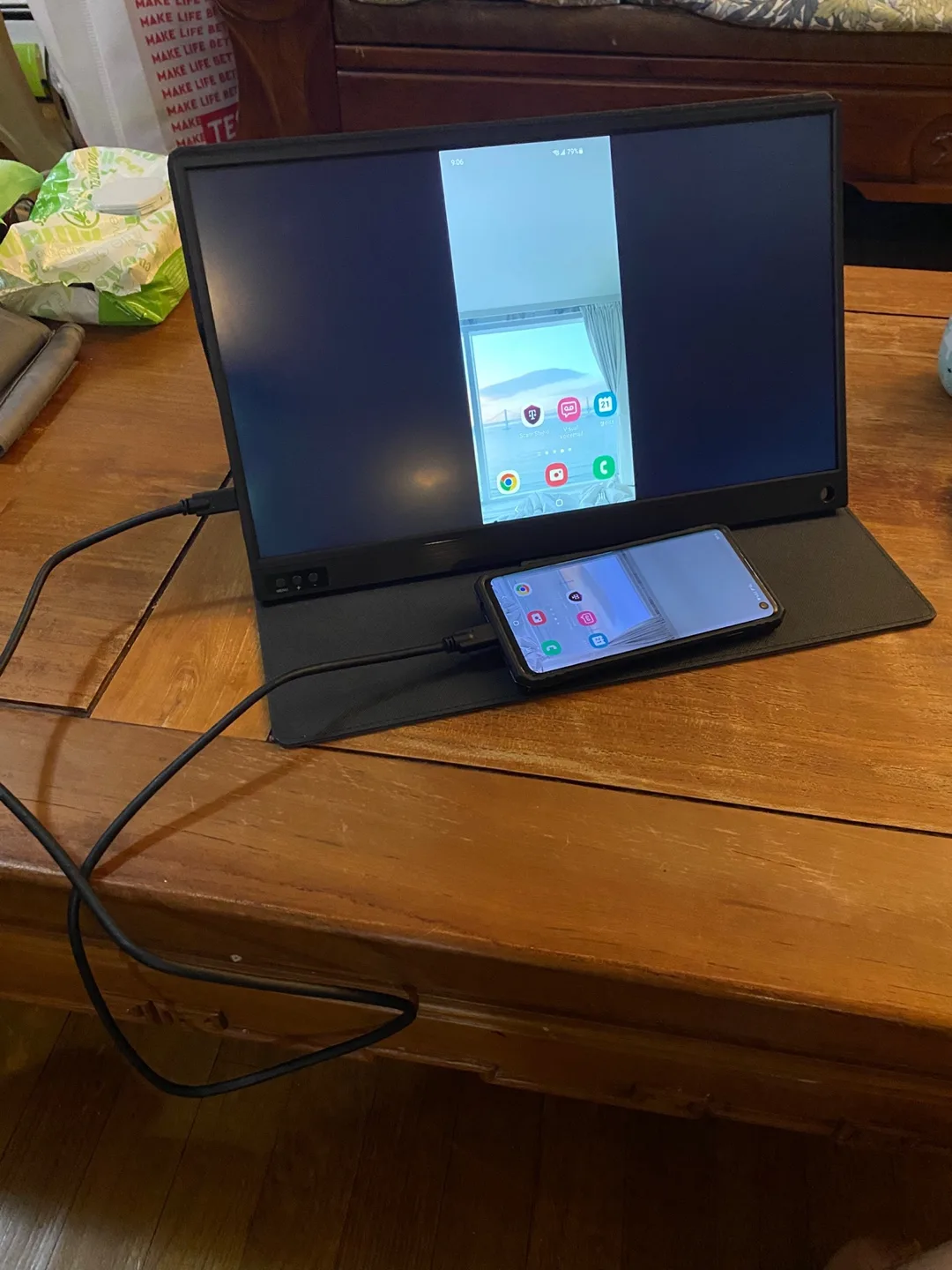 ZSCMALLS 15.6" Portable Monitor image indicator(2)