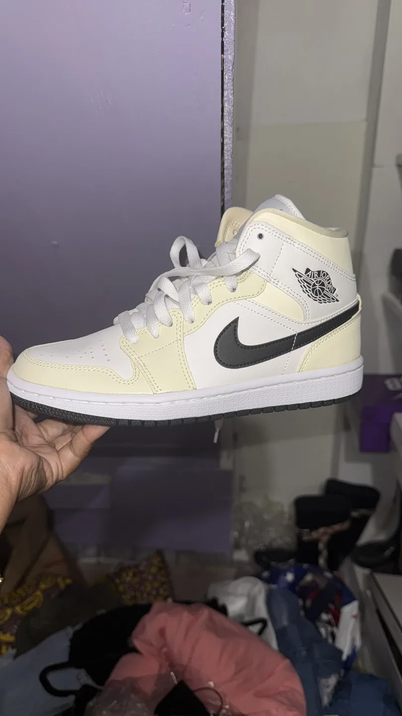 Assorted Nike and Air Jordan Sneakers thumbnail