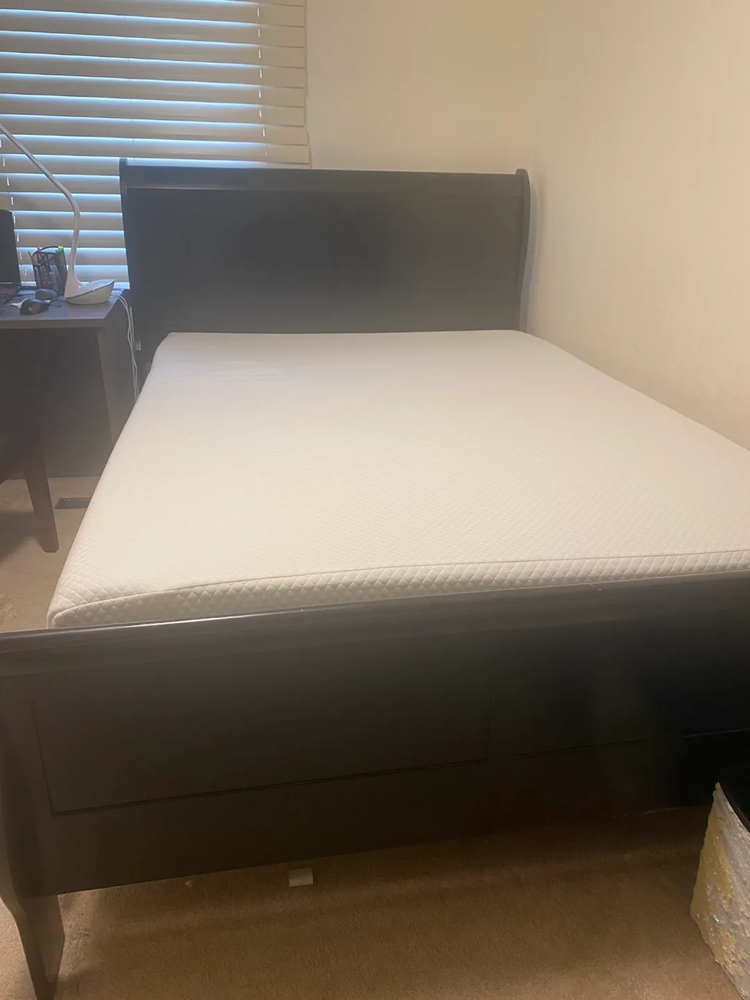 Full Black Bedroom Set - Bed & Dresser thumbnail