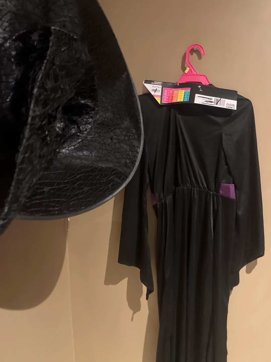 Sorceress Halloween Costume - Girls Large (12-14) image indicator(3)