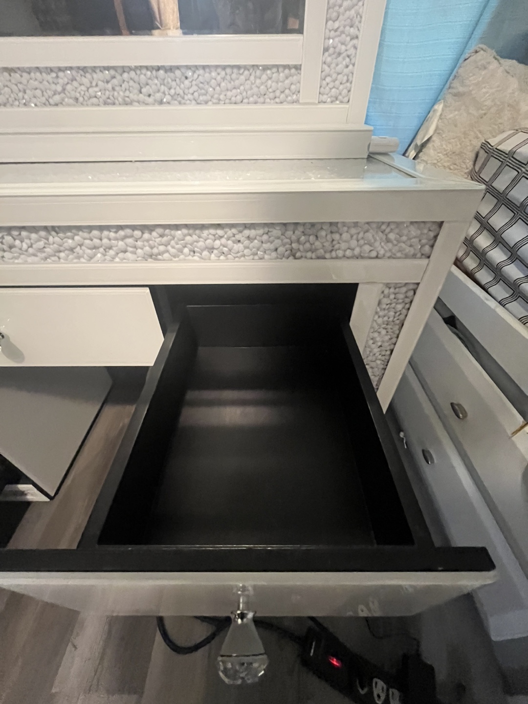 White Vanity Makeup Table with Mirror - photo 5