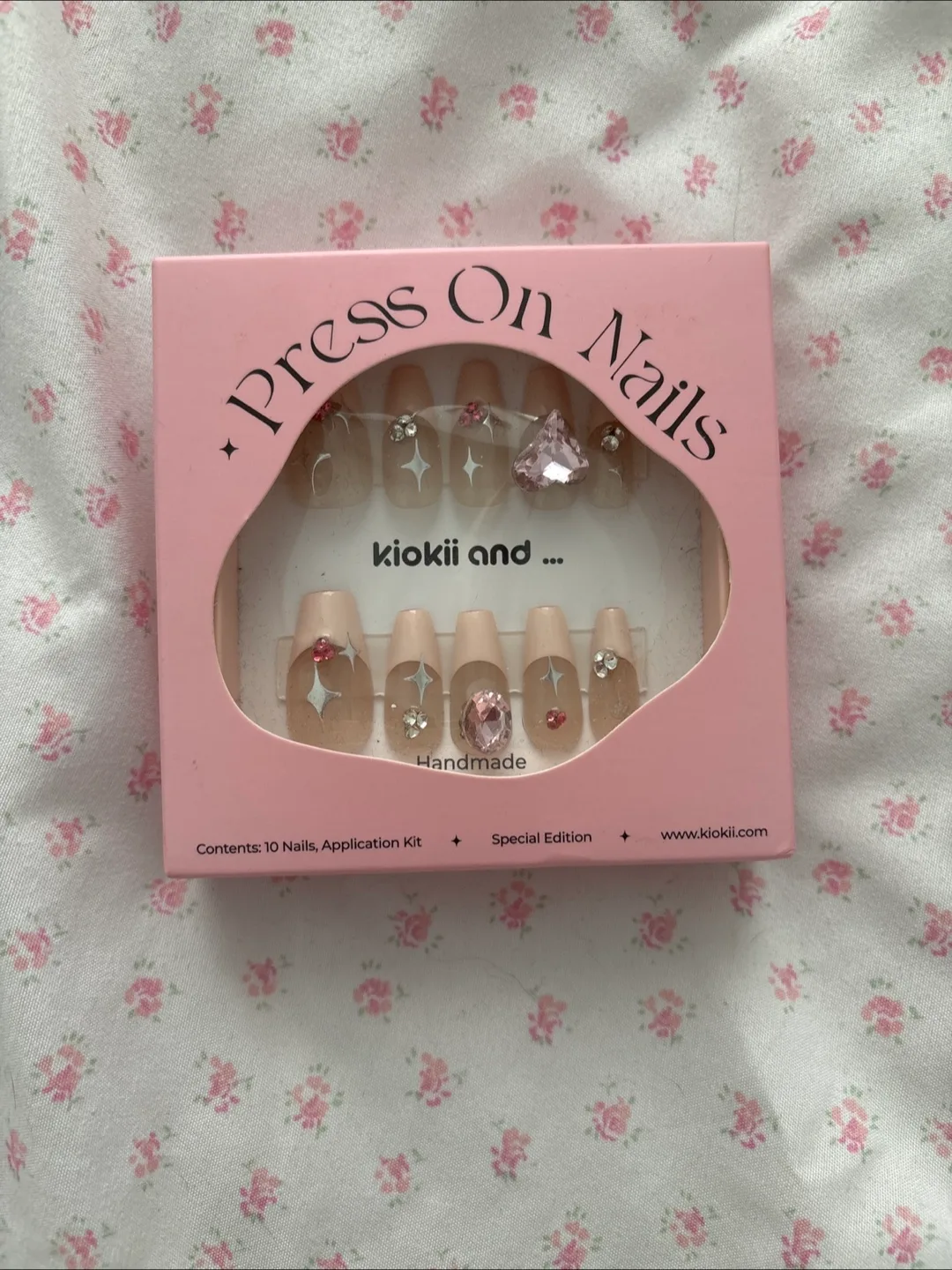Kiokii Press On Nails - Handmade, Special Edition thumbnail