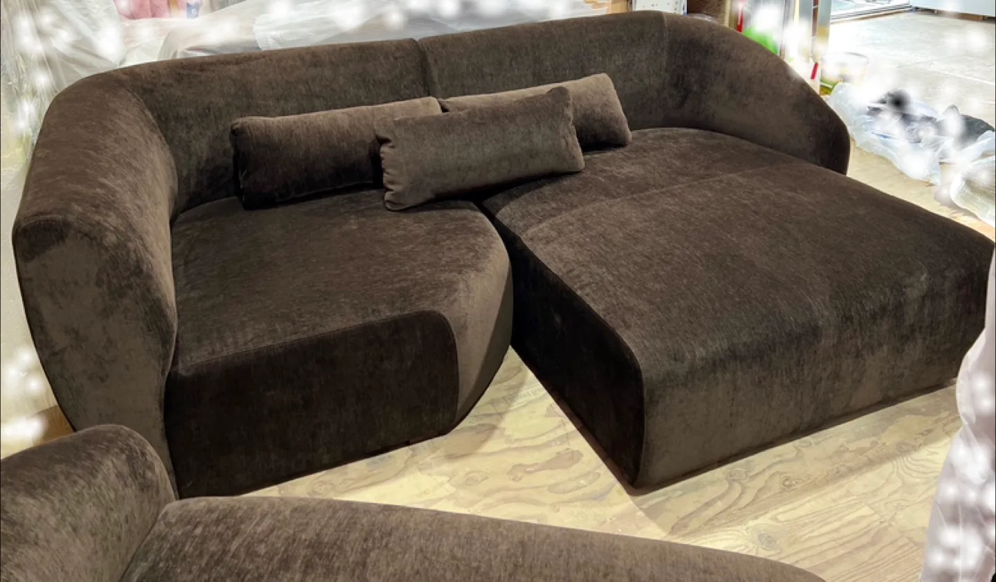 BRAND NEW FURNITURE LIQUIDATION SALE image indicator(7)