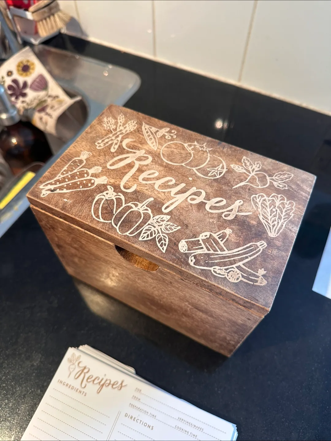 Wooden Recipe Box with Cards thumbnail