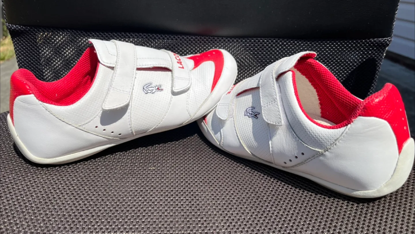 Women’s Lacoste Velcro Sneakers thumbnail