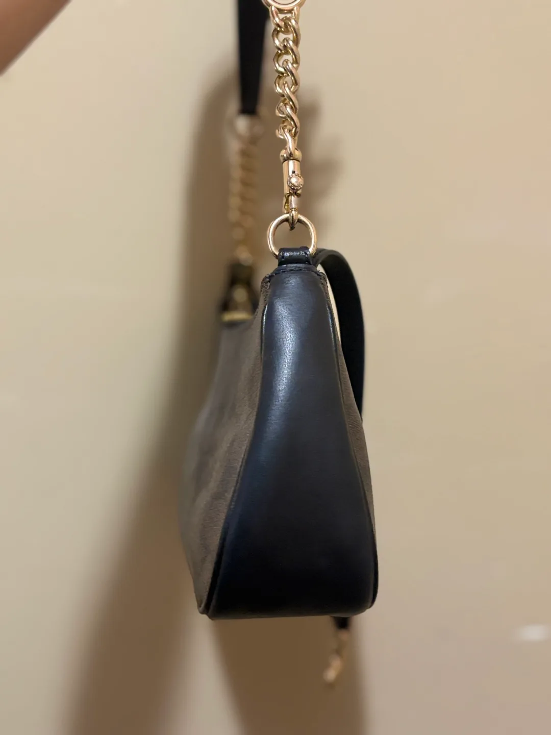 Coach Teri Shoulder Bag Signature Canvas image indicator(5)