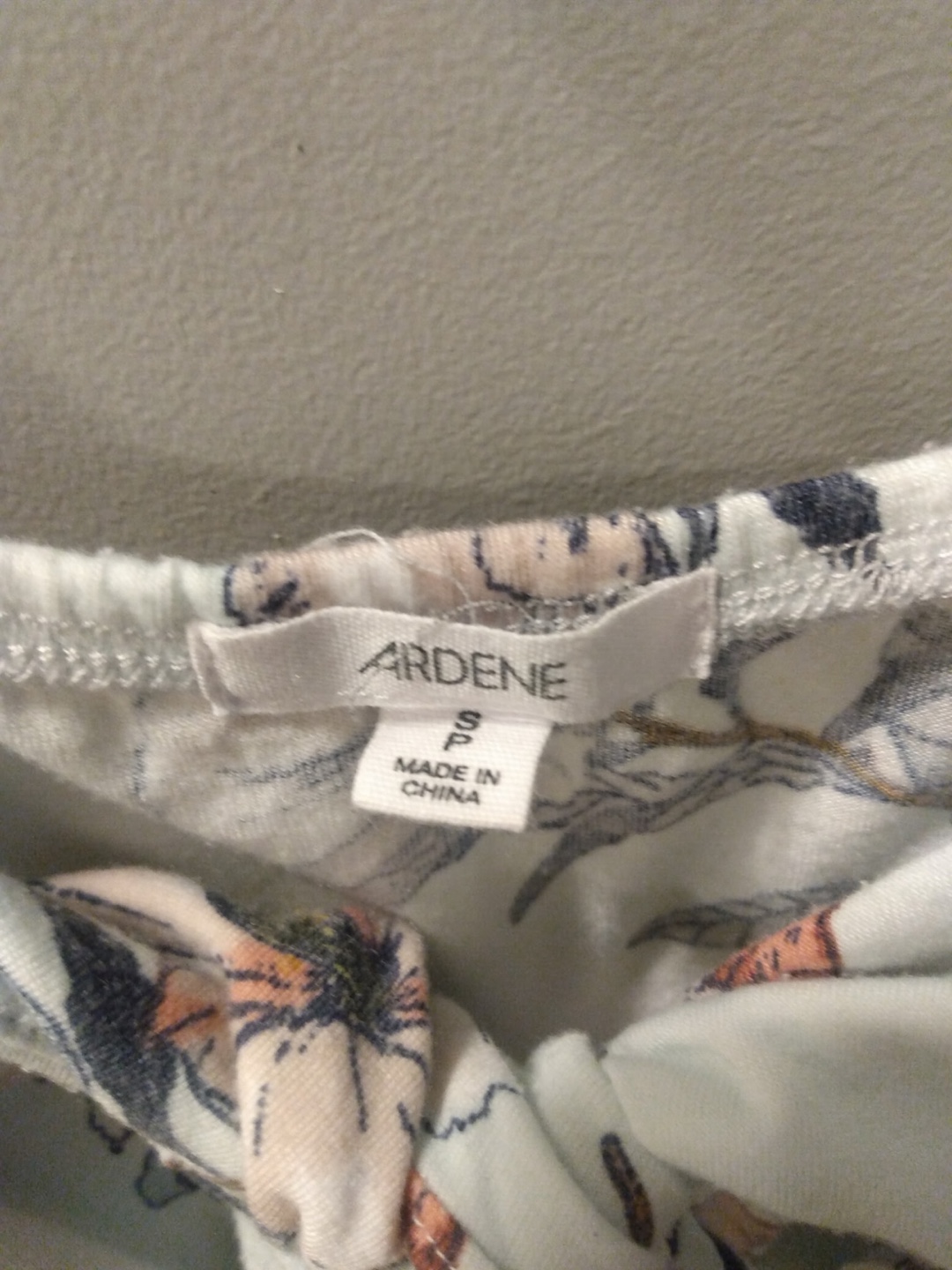 Ardene Floral Top - Size Small - photo 3