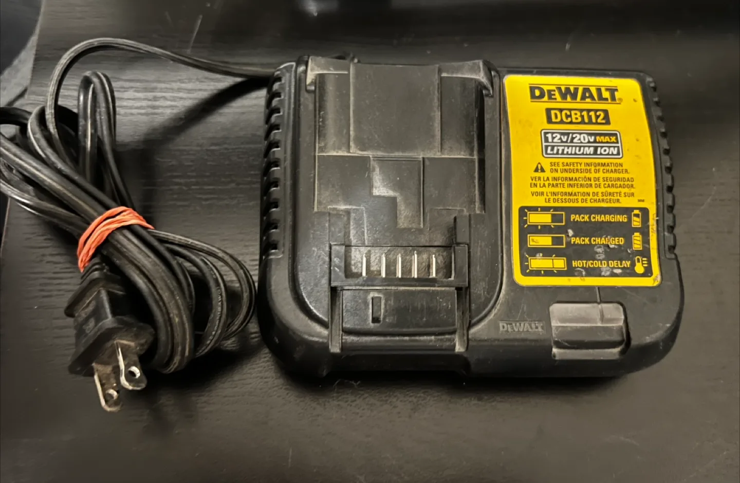 DeWalt DCB112 12V/20V Max Lithium Ion Battery Charger thumbnail