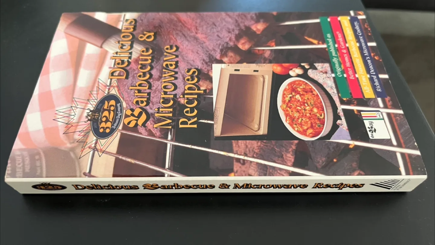 Hudson’s Bay Special Edition 325th Anniversary Recipe Book image indicator(3)