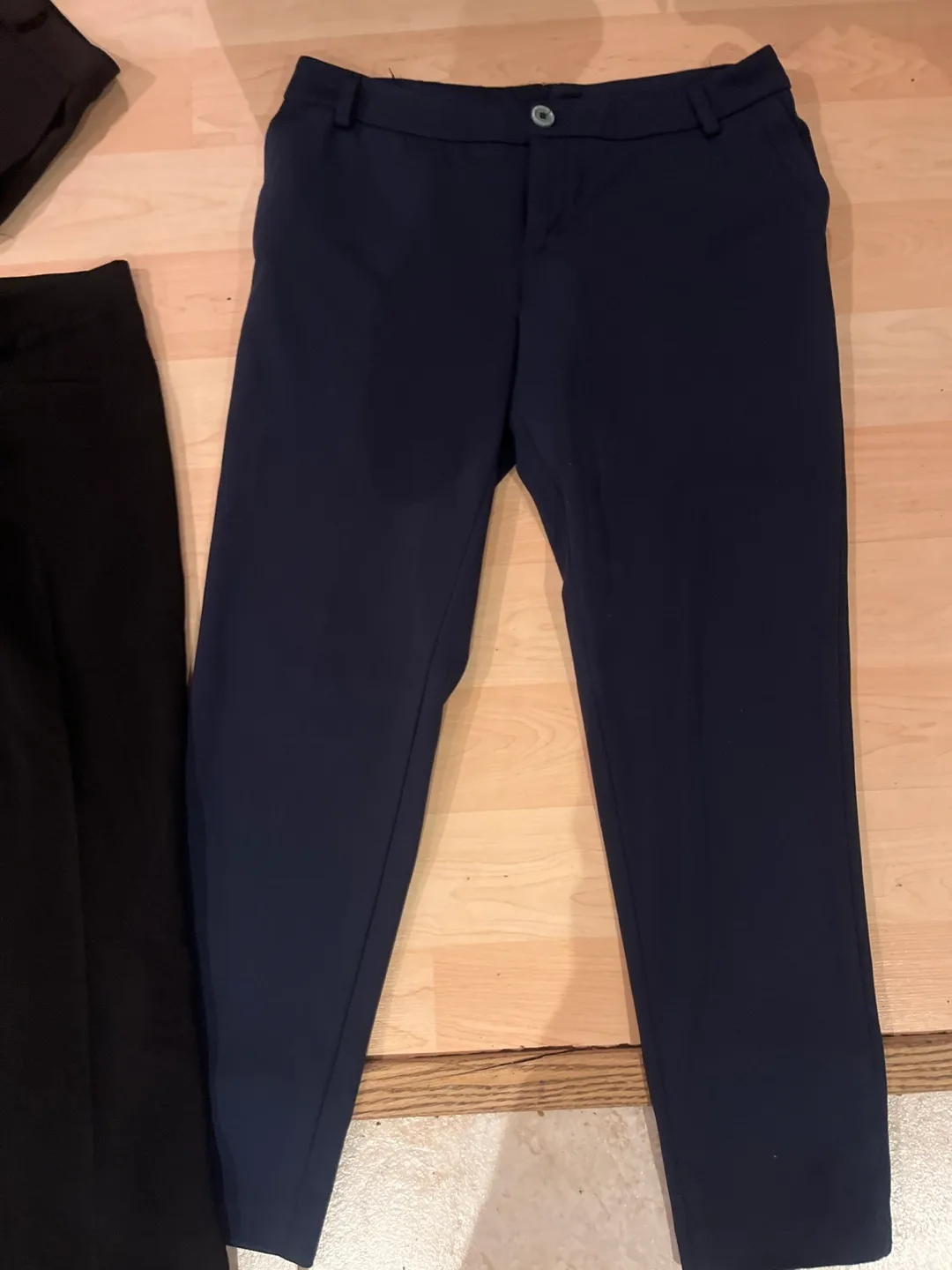 Black Dress Pants  size 8 image indicator(3)