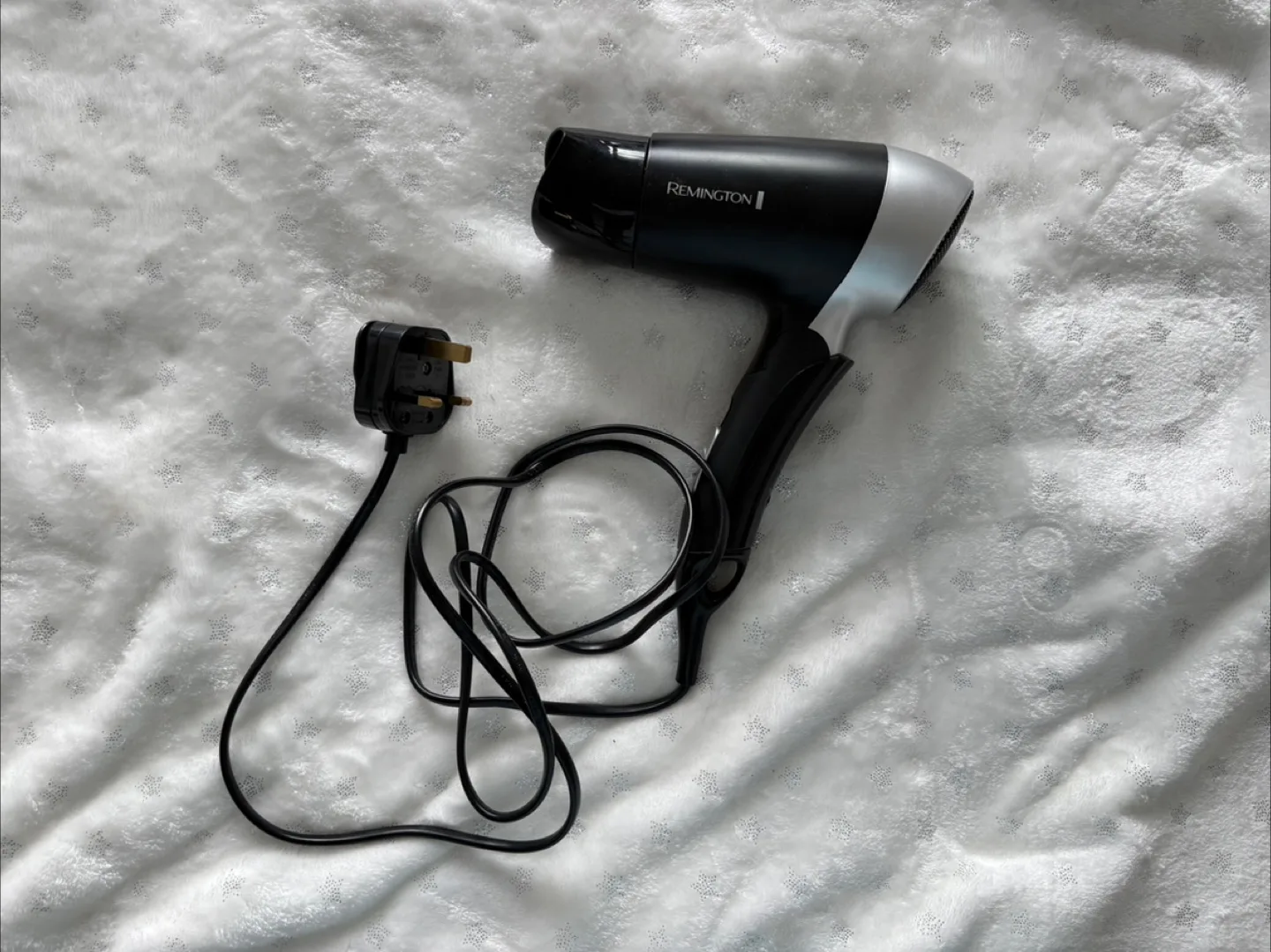Remington Hair Dryer - Black and Silver thumbnail