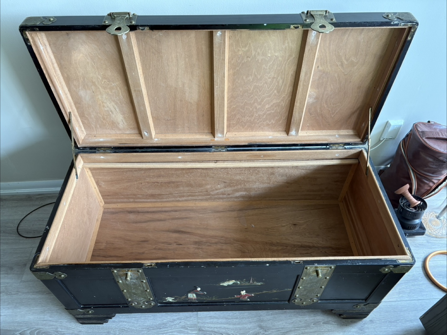Antique Black Storage Trunk - photo 4