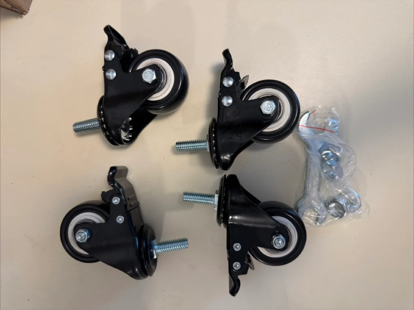 HOLKIE Rolling Casters image indicator(4)