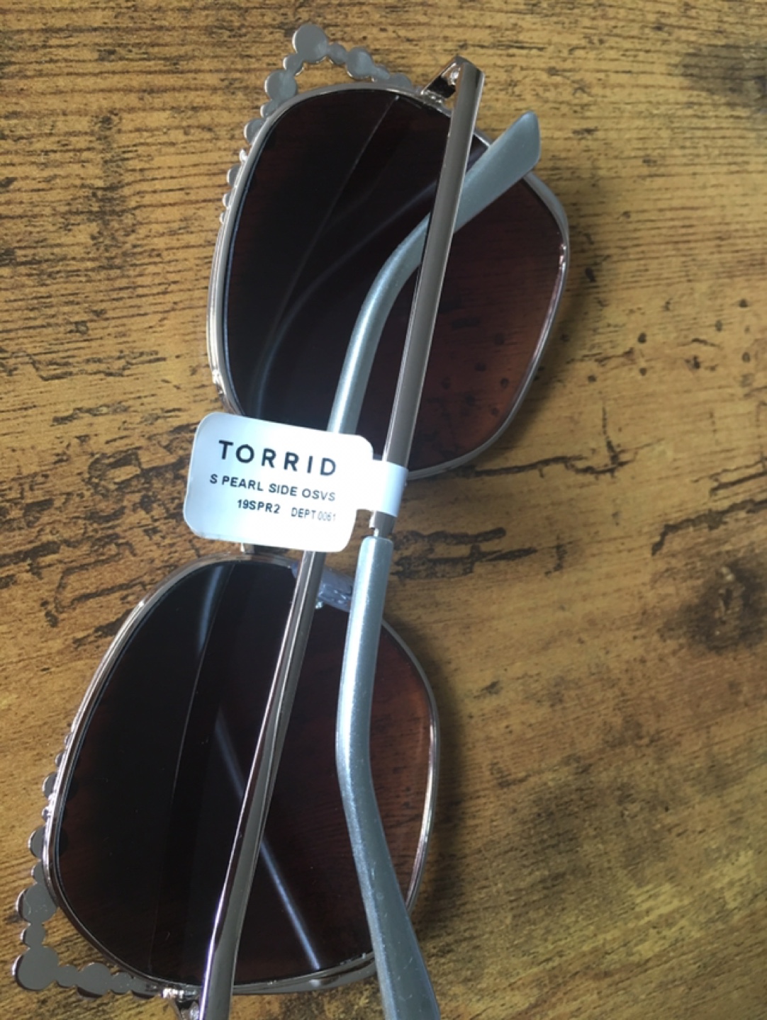 Torrid Pearl Side OSVS Sunglasses - photo 2