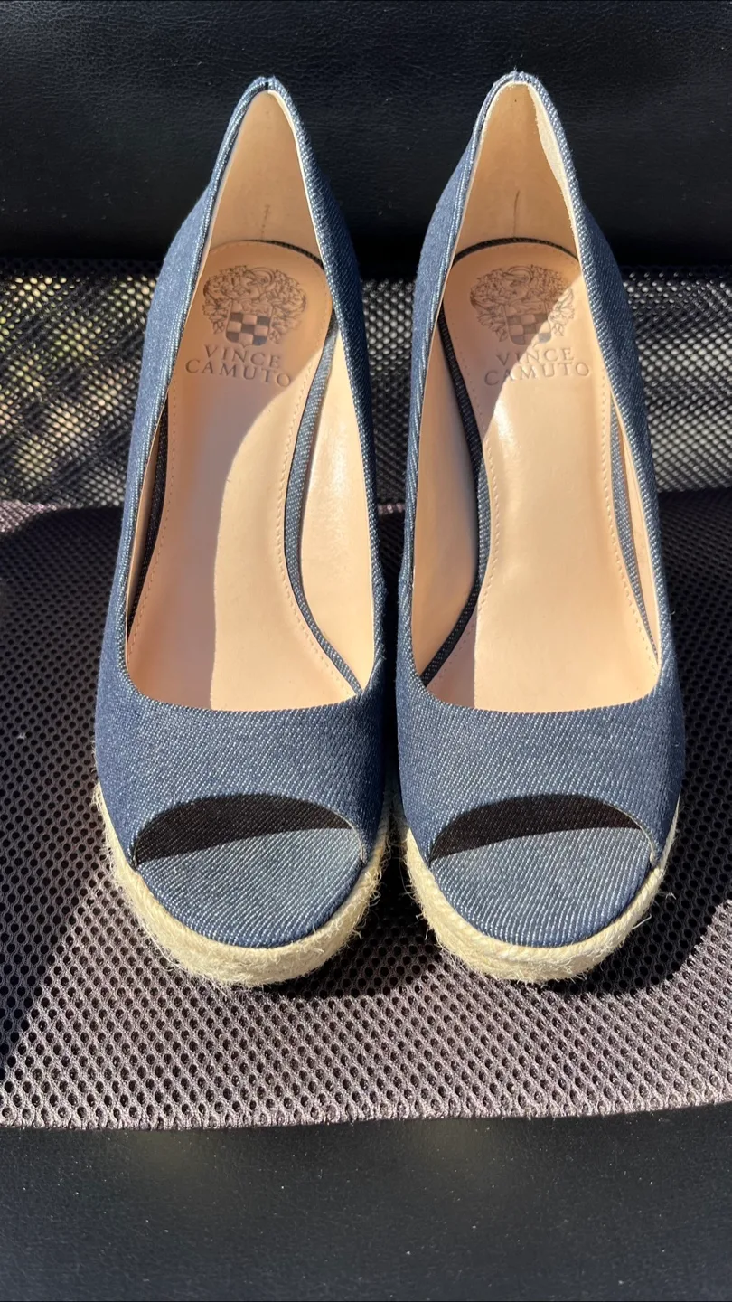 Vince Camuto Blue/Beige Espadrilles - worn once - EUC image indicator(5)