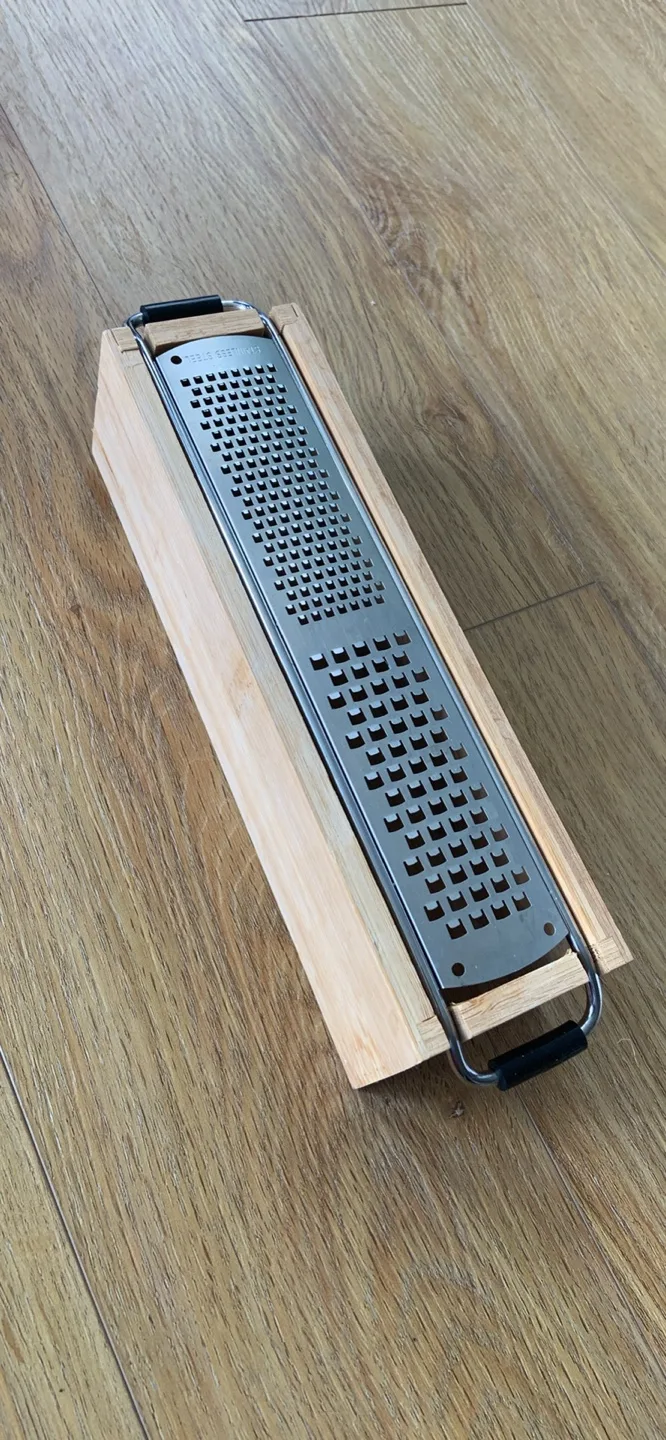 Cheese Grater - Shredder thumbnail