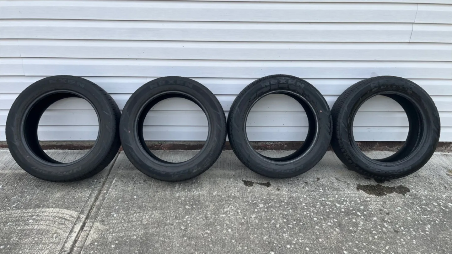 Nexen 225/55/18 NPriz RH7 97H All-Season tires - 7/32 thumbnail