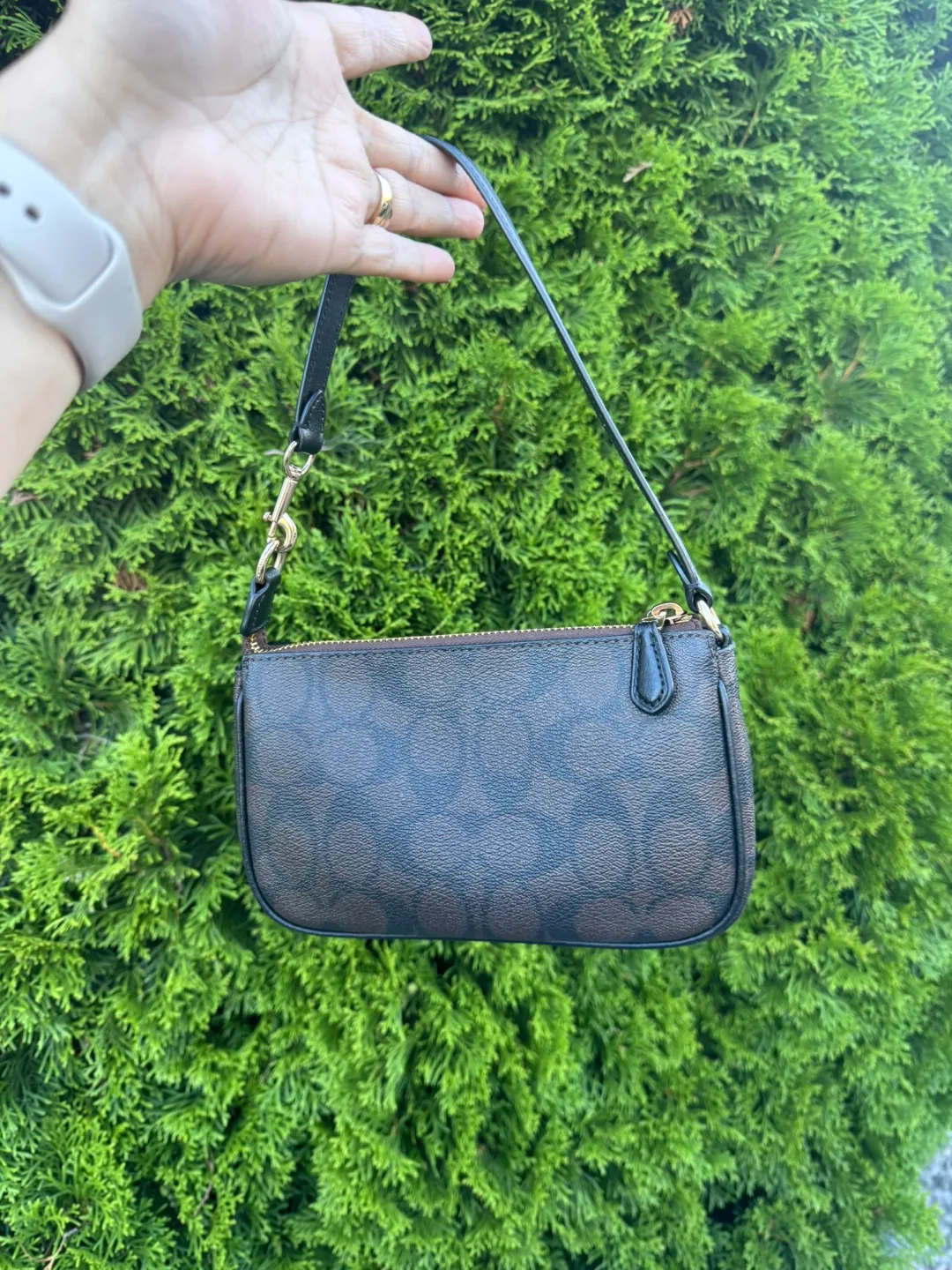 Coach Nolita shoulder bag image indicator(2)