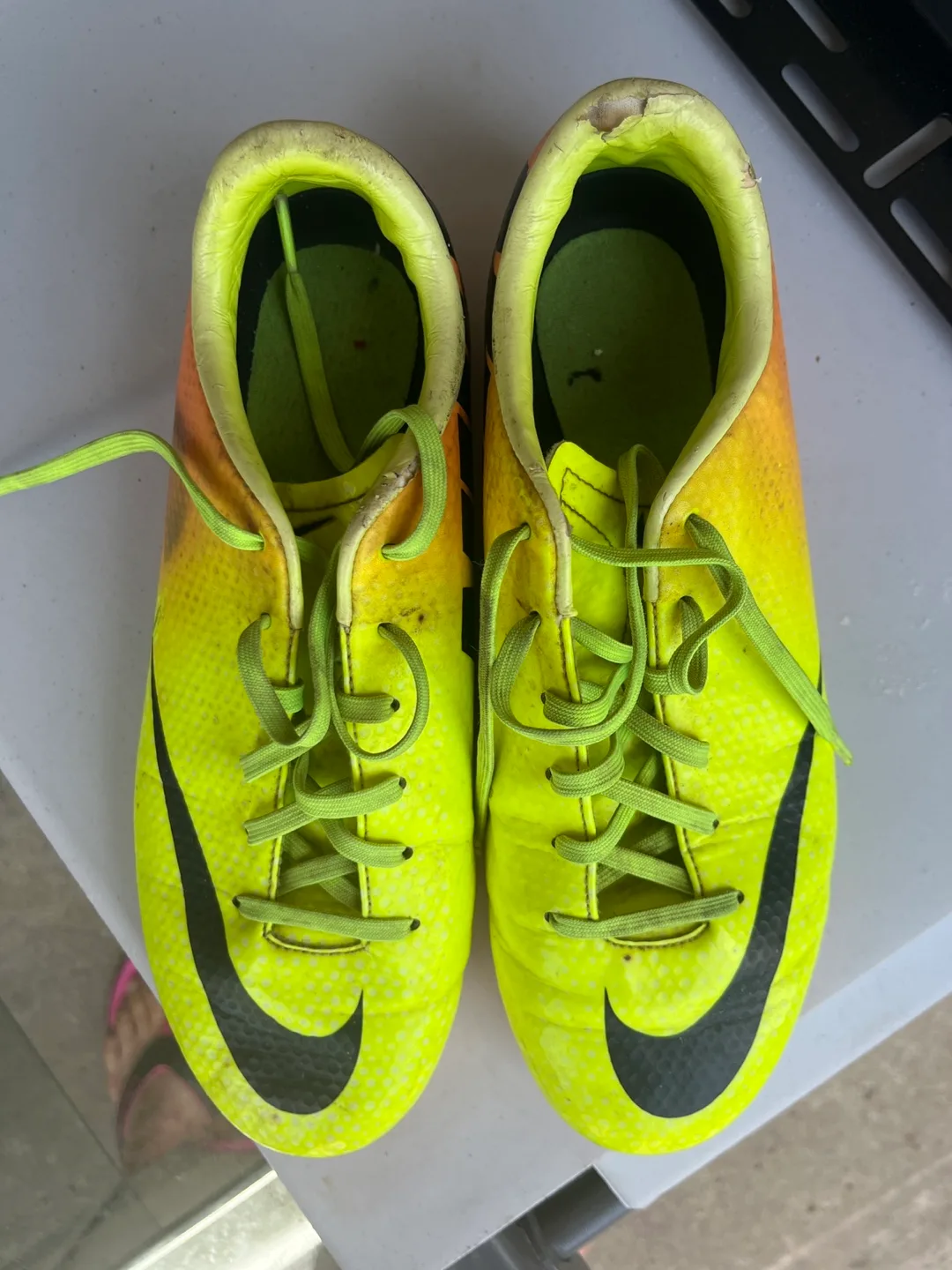 Nike Mercurial Soccer Cleats - Size 6.5 US image indicator(2)