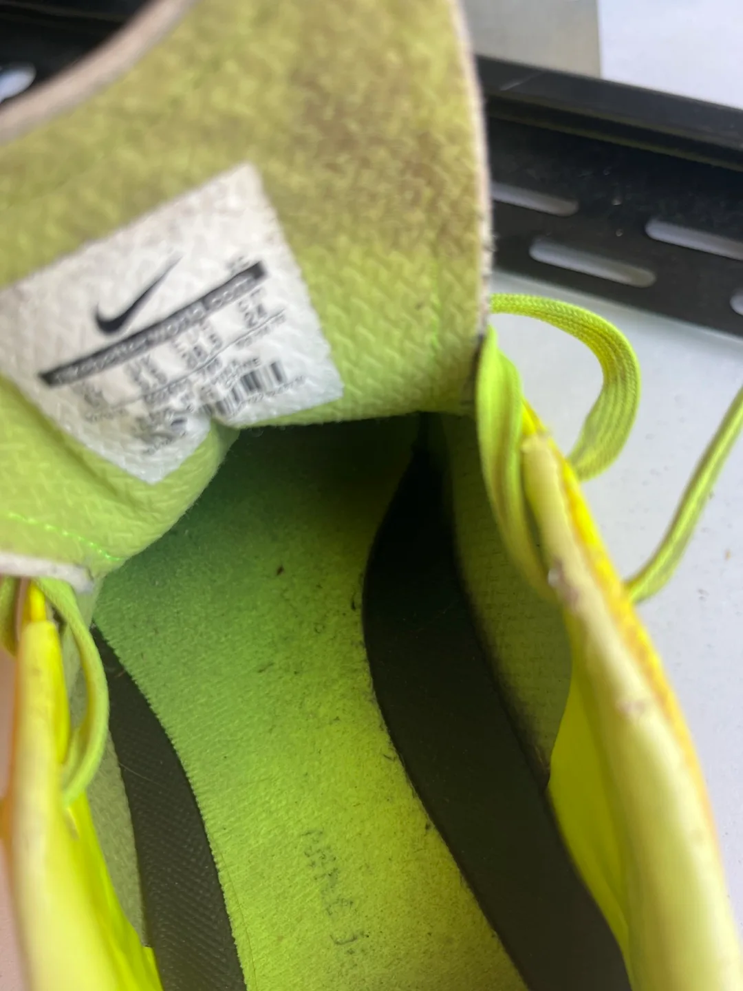 Nike Mercurial Soccer Cleats - Size 6.5 US image indicator(4)