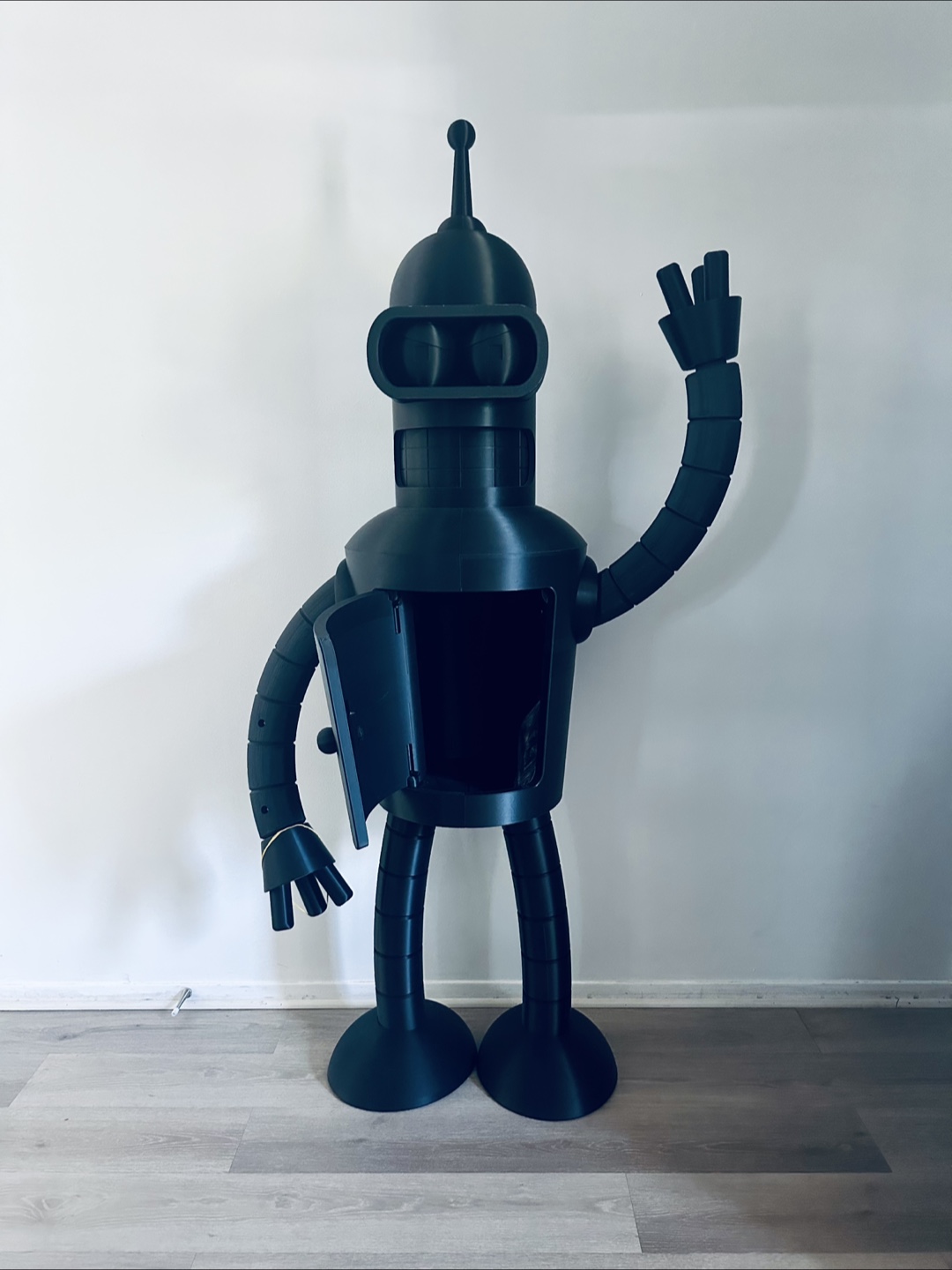 Life Size Bender…! - photo 2