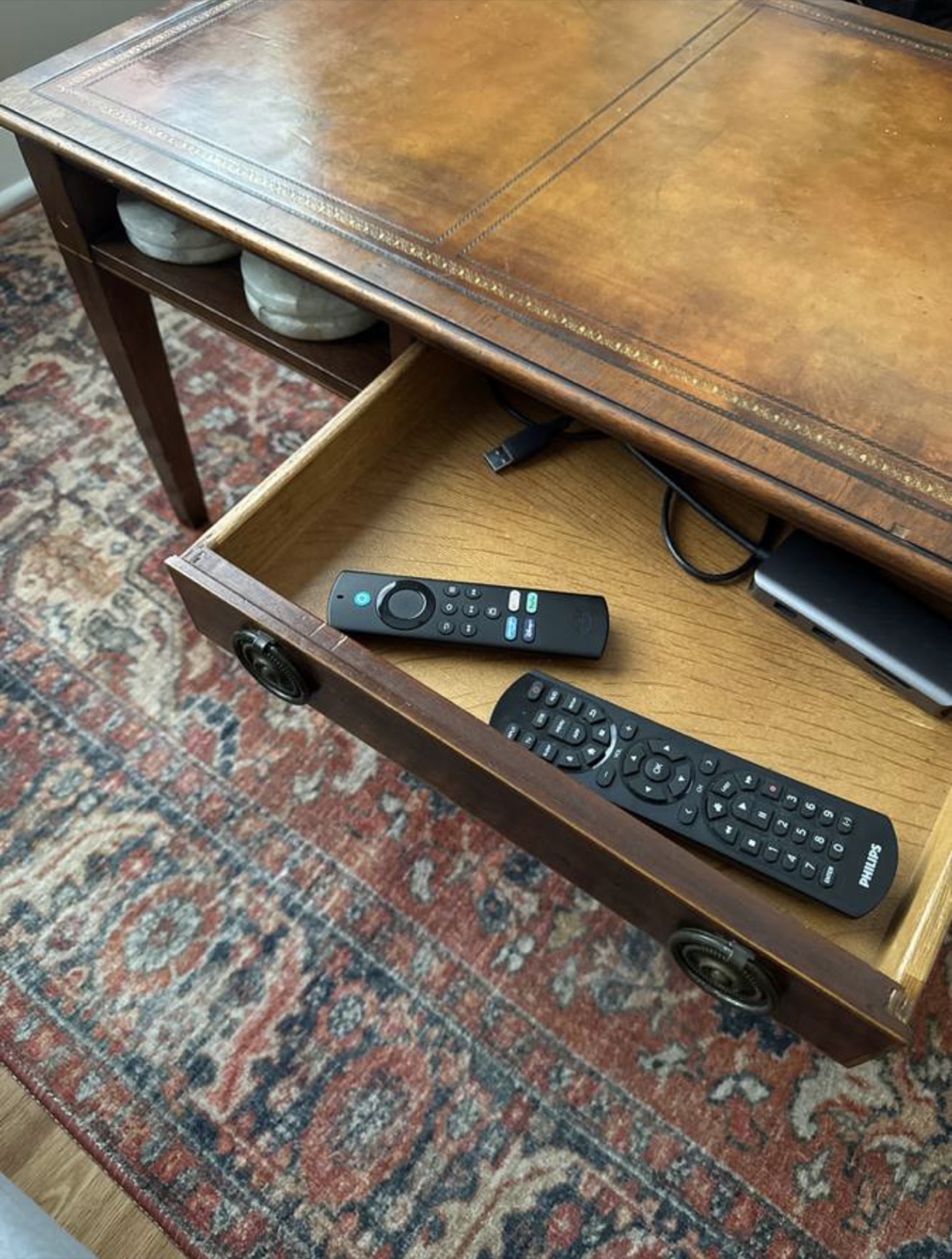 Leather Top Coffee Table - photo 3