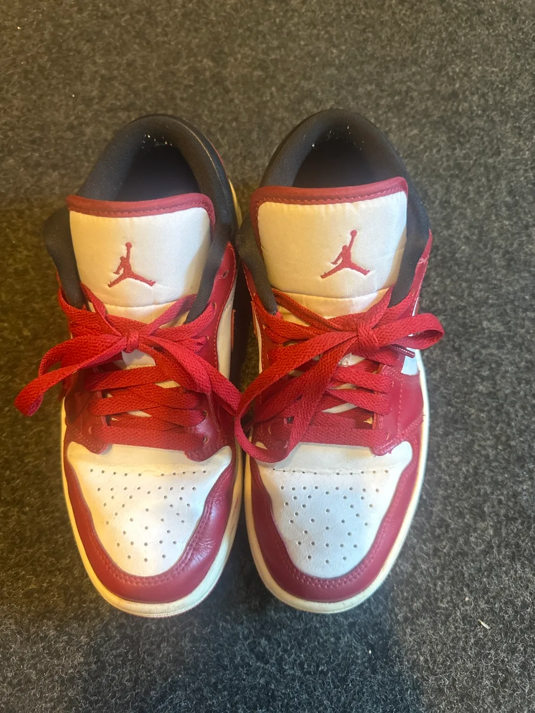 Nike Air Jordan 1 Low US 7 thumbnail
