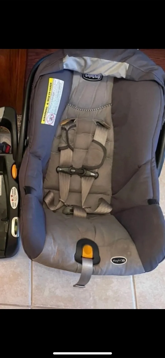 Chicco KeyFit 30 Infant Car Seat with Base image indicator(2)