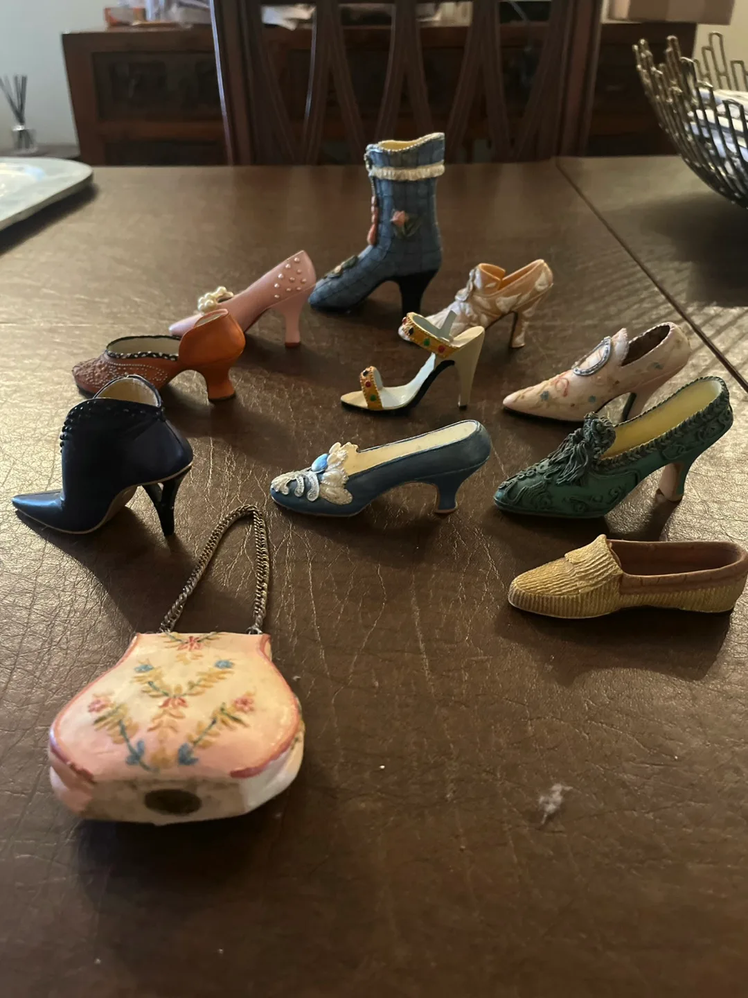 Vintage Shoe & Purse Figurines image indicator(5)